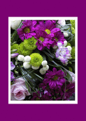 Bouquet floral violet pour un doux souvenir